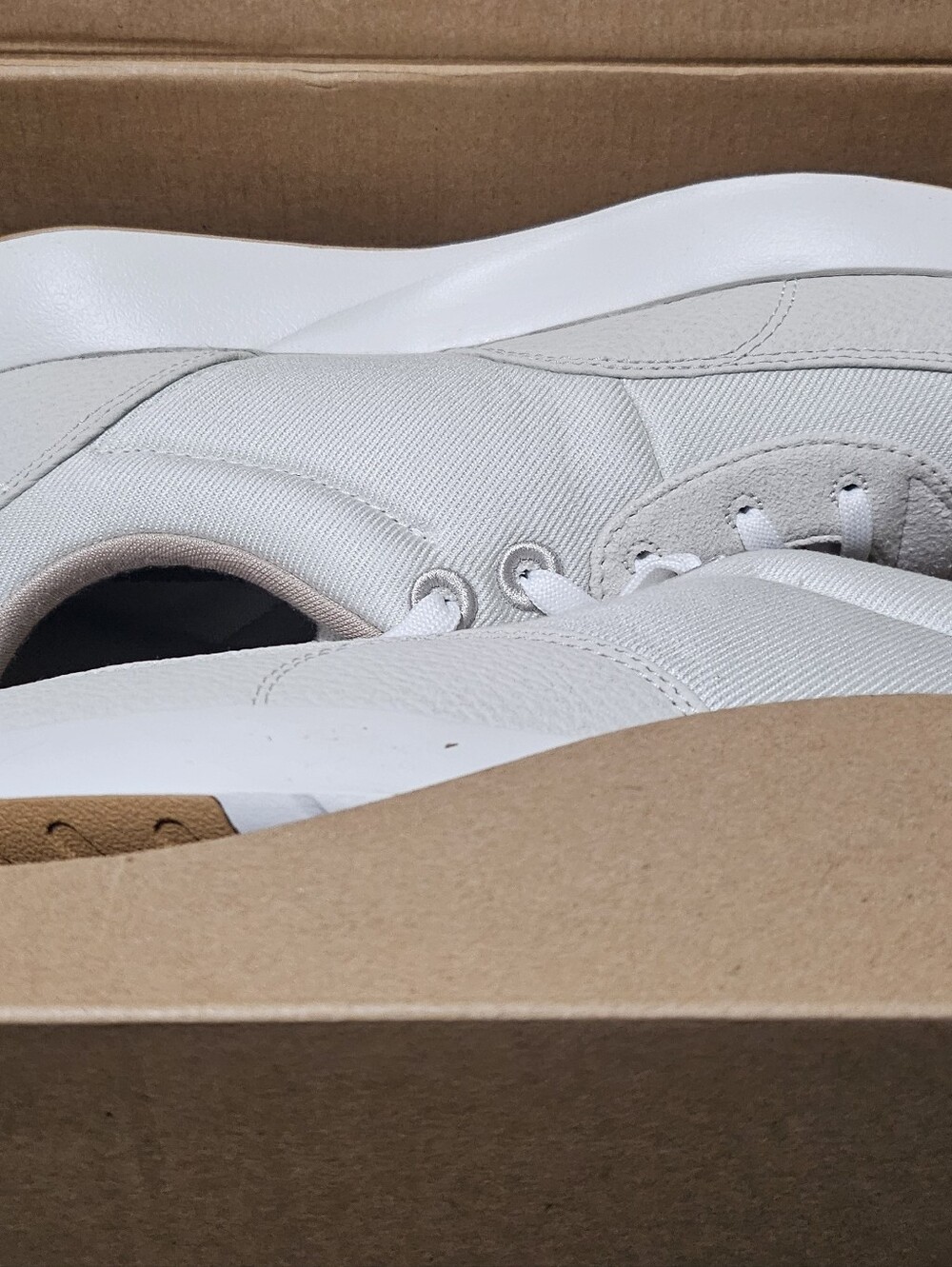 Allbirds Men's Off-White Casual Sneakers